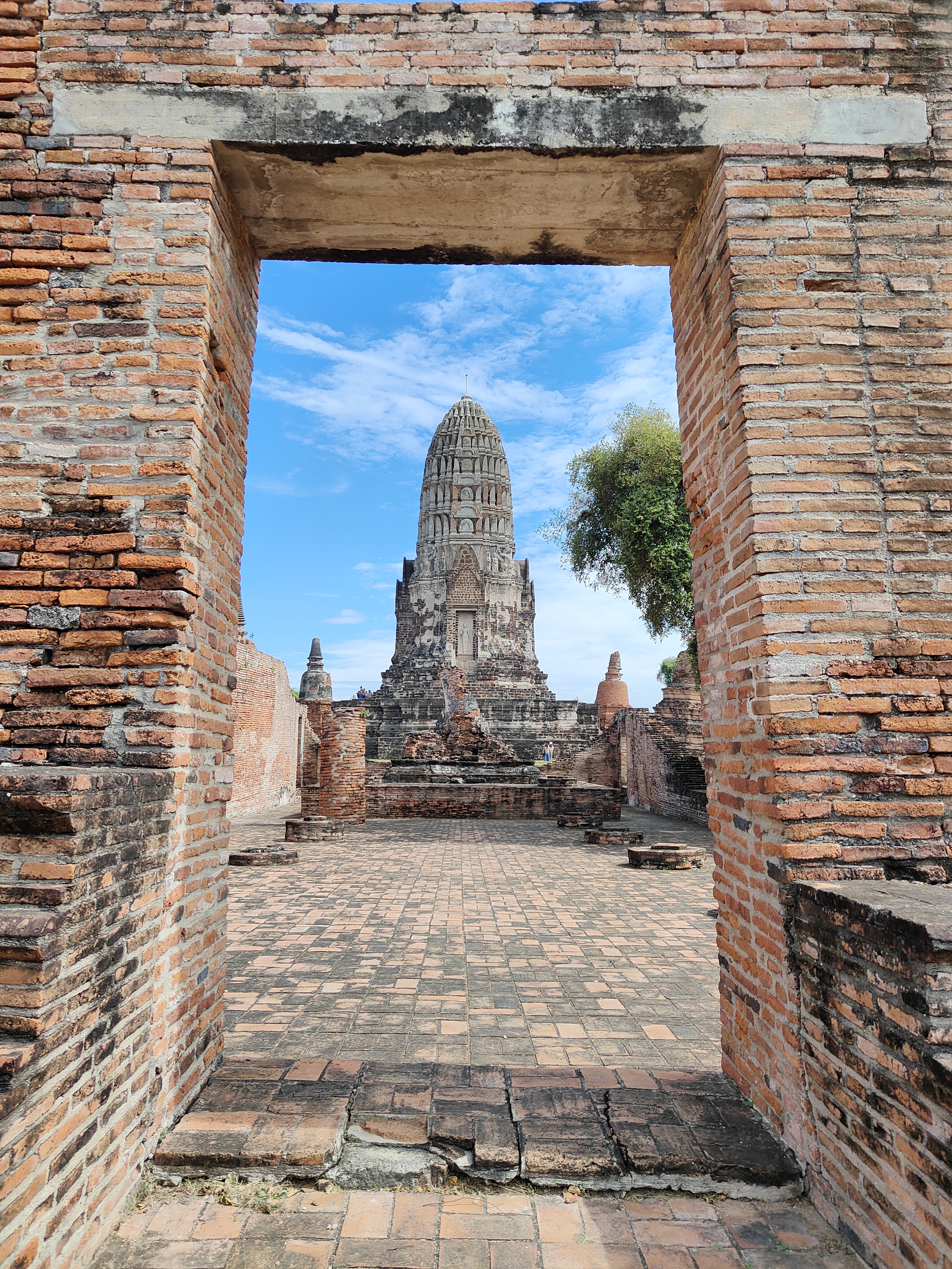 Wat Ratchaburana