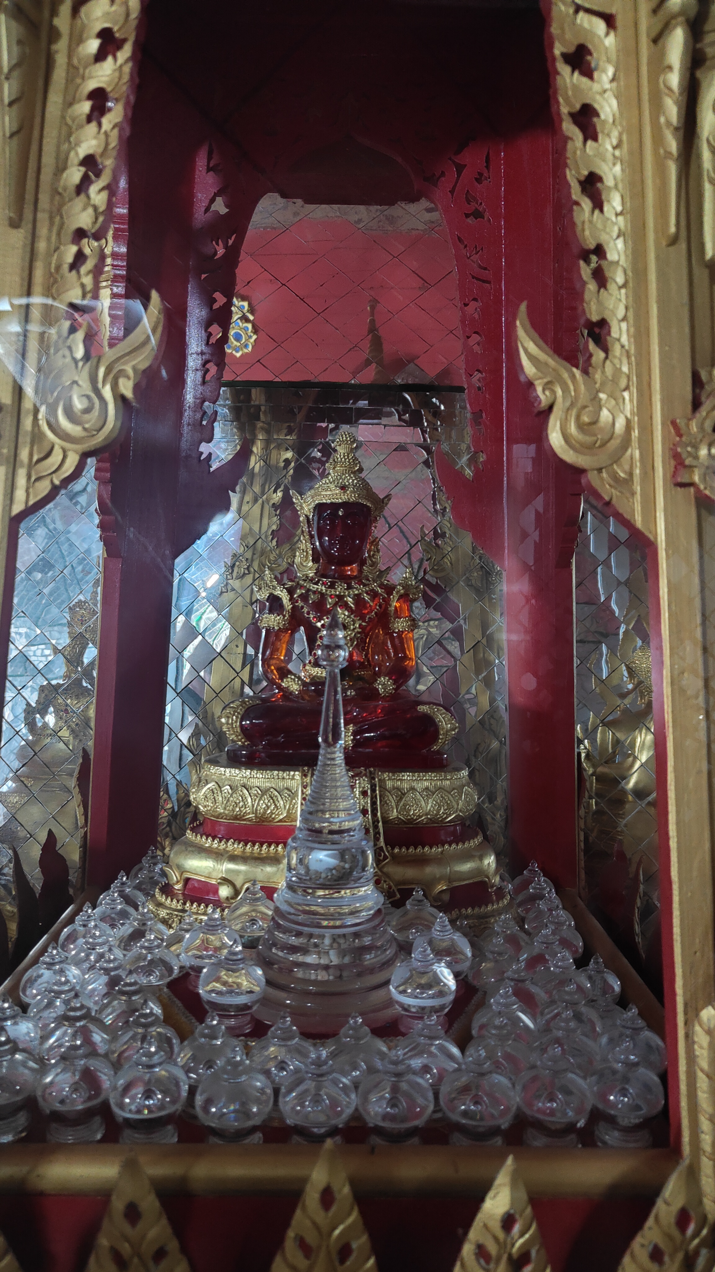 Wat Phukhao Thong