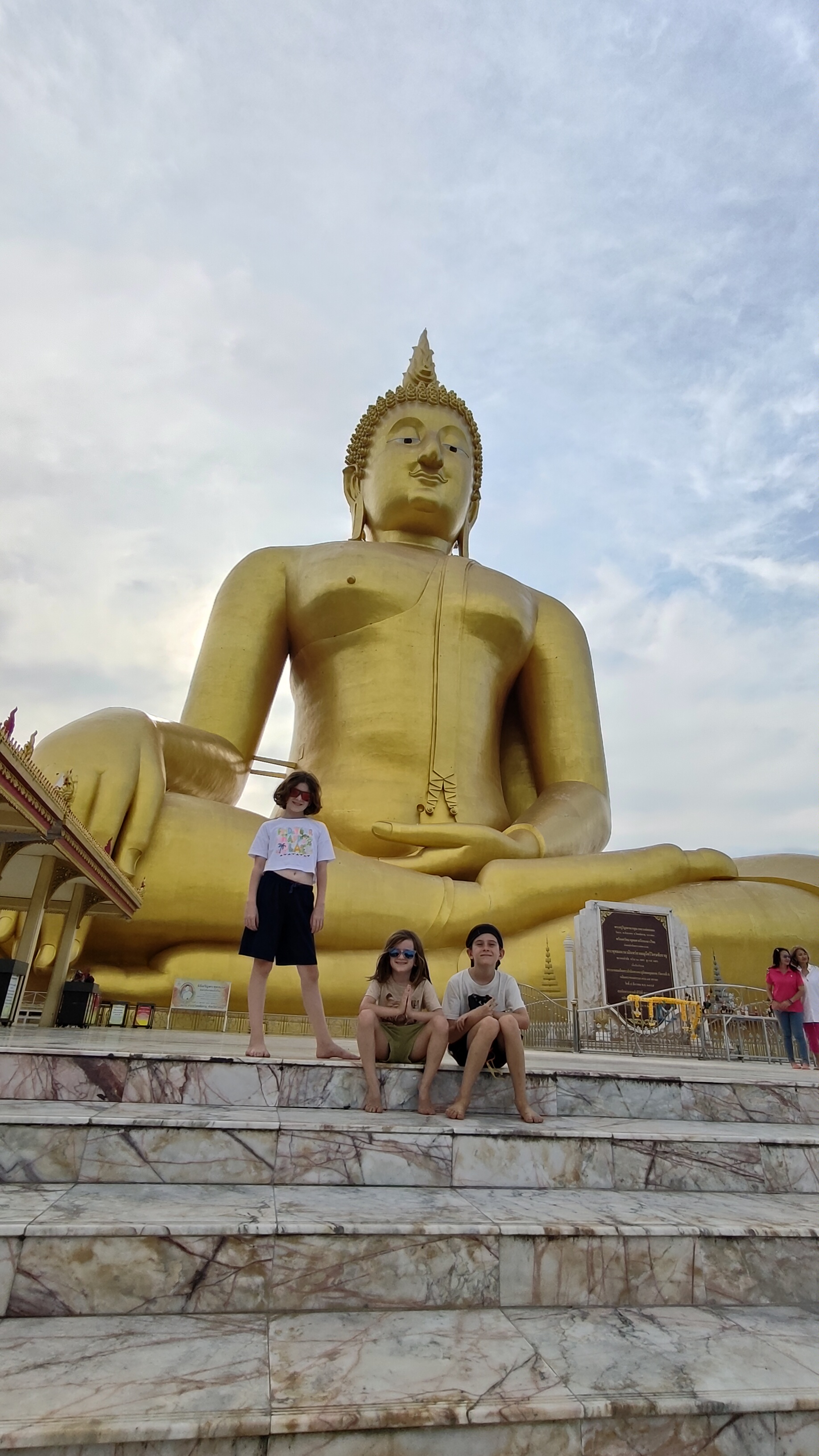 Wat Muang