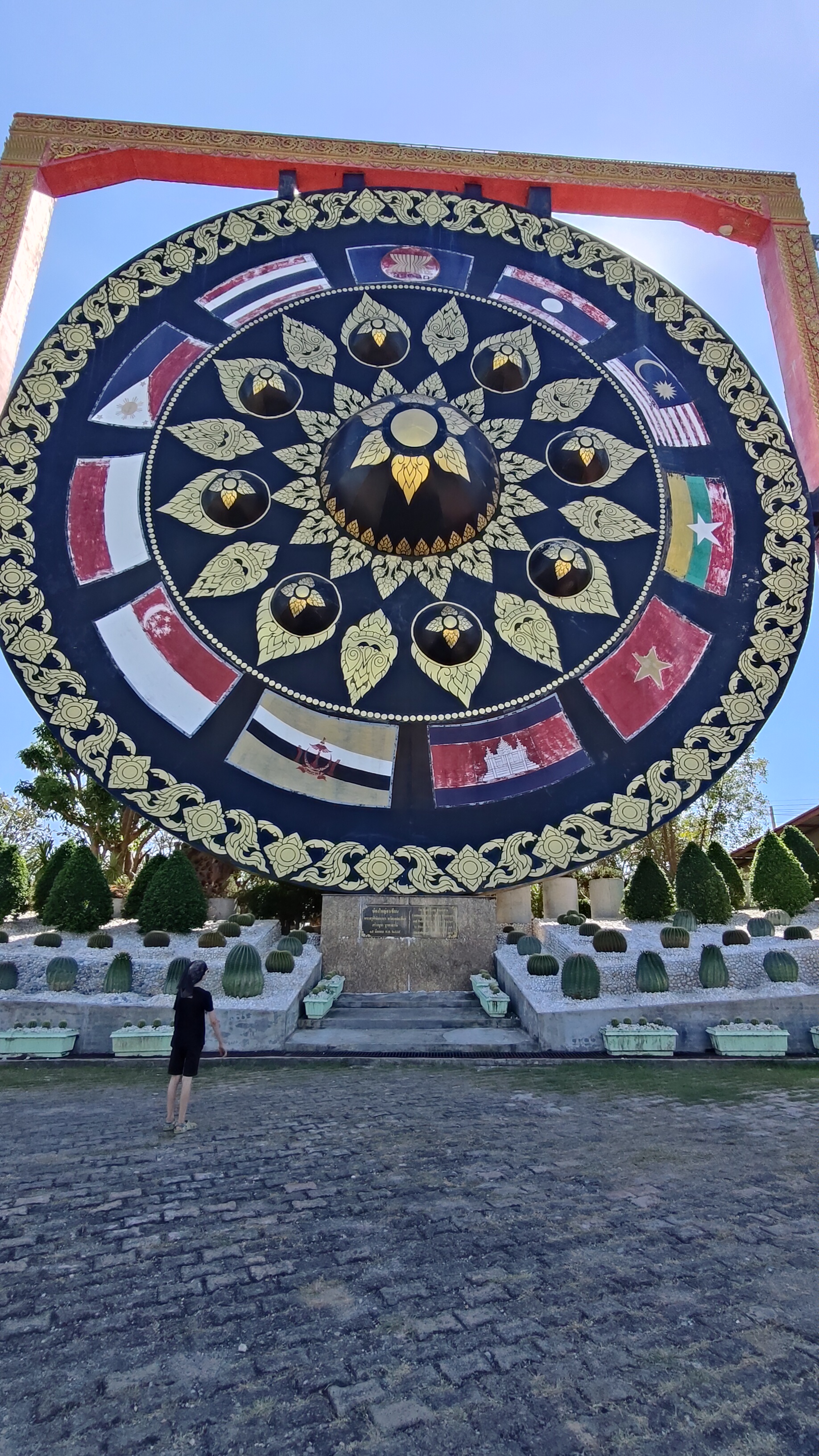 Wat Tham Khuha Sawan