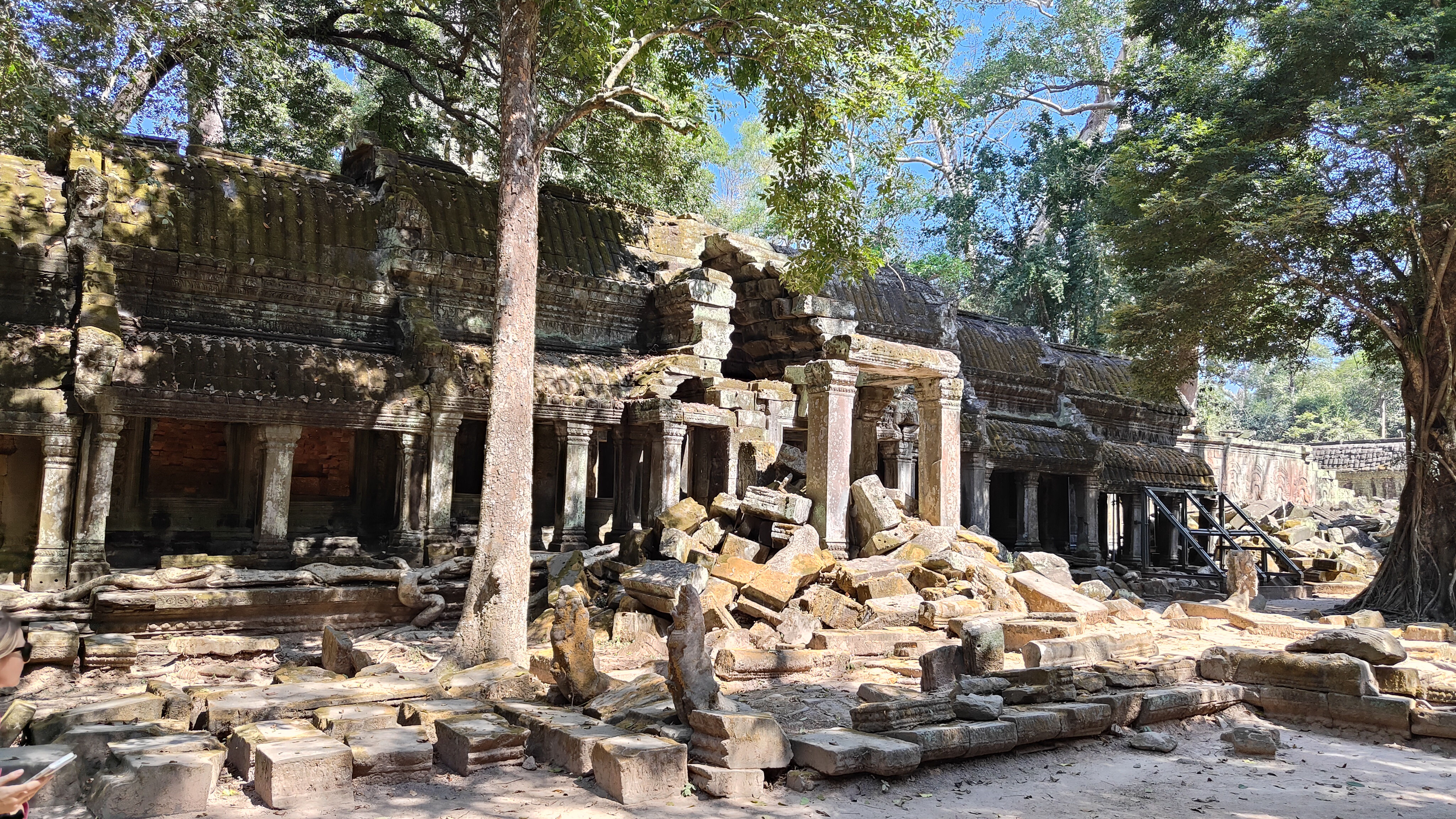Ta prohm