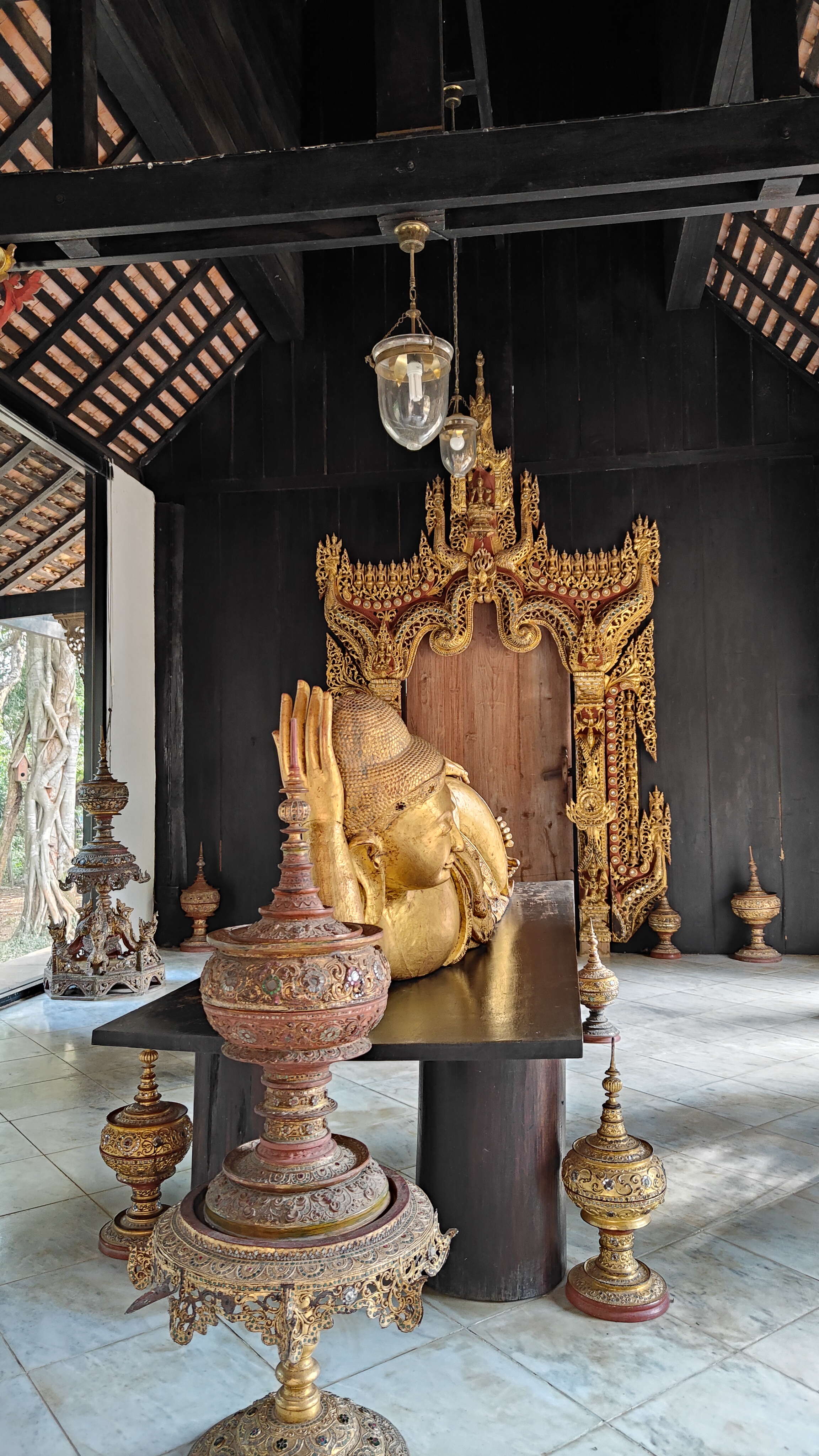Temple noir - Chiang Rai