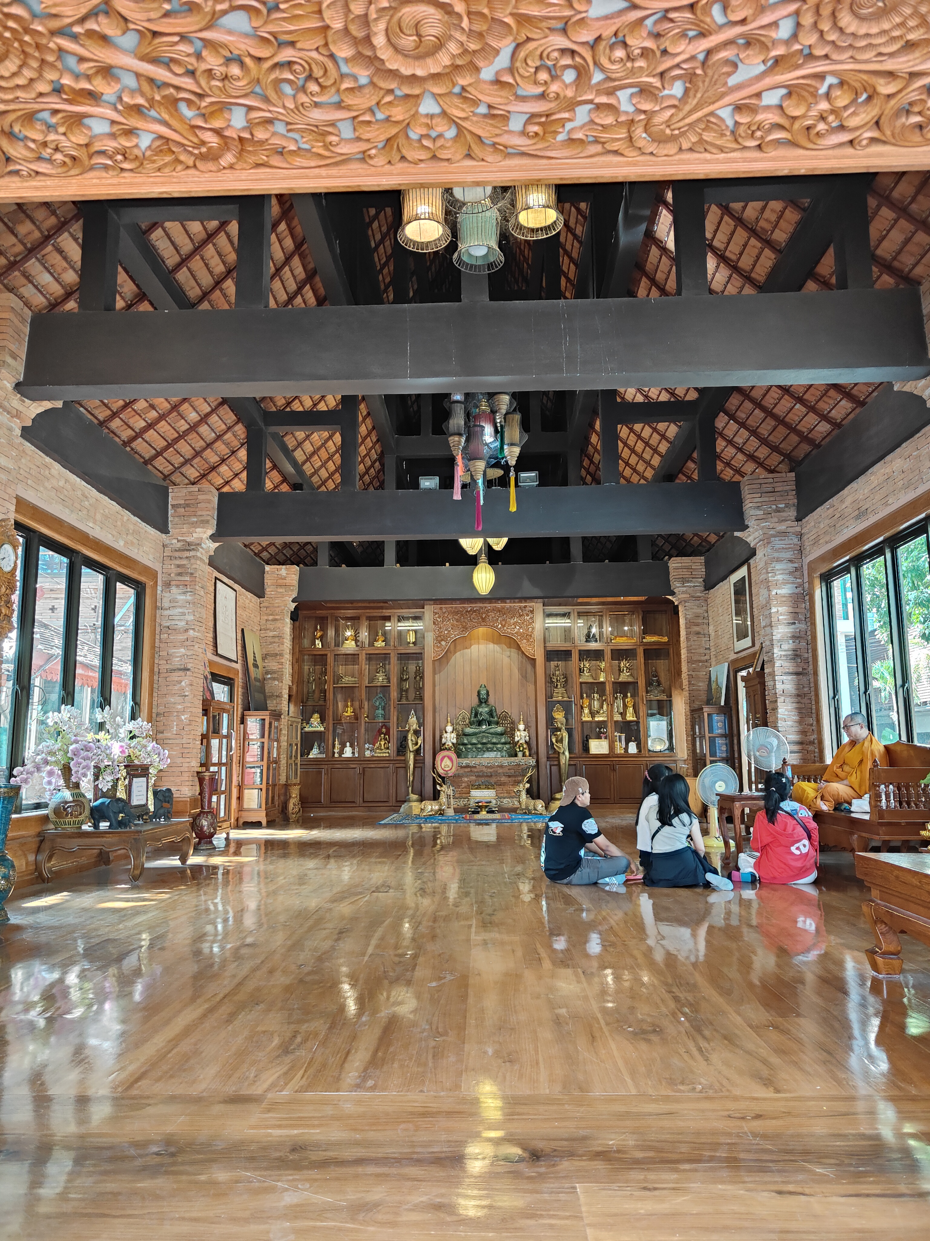 Wat Lok Moli