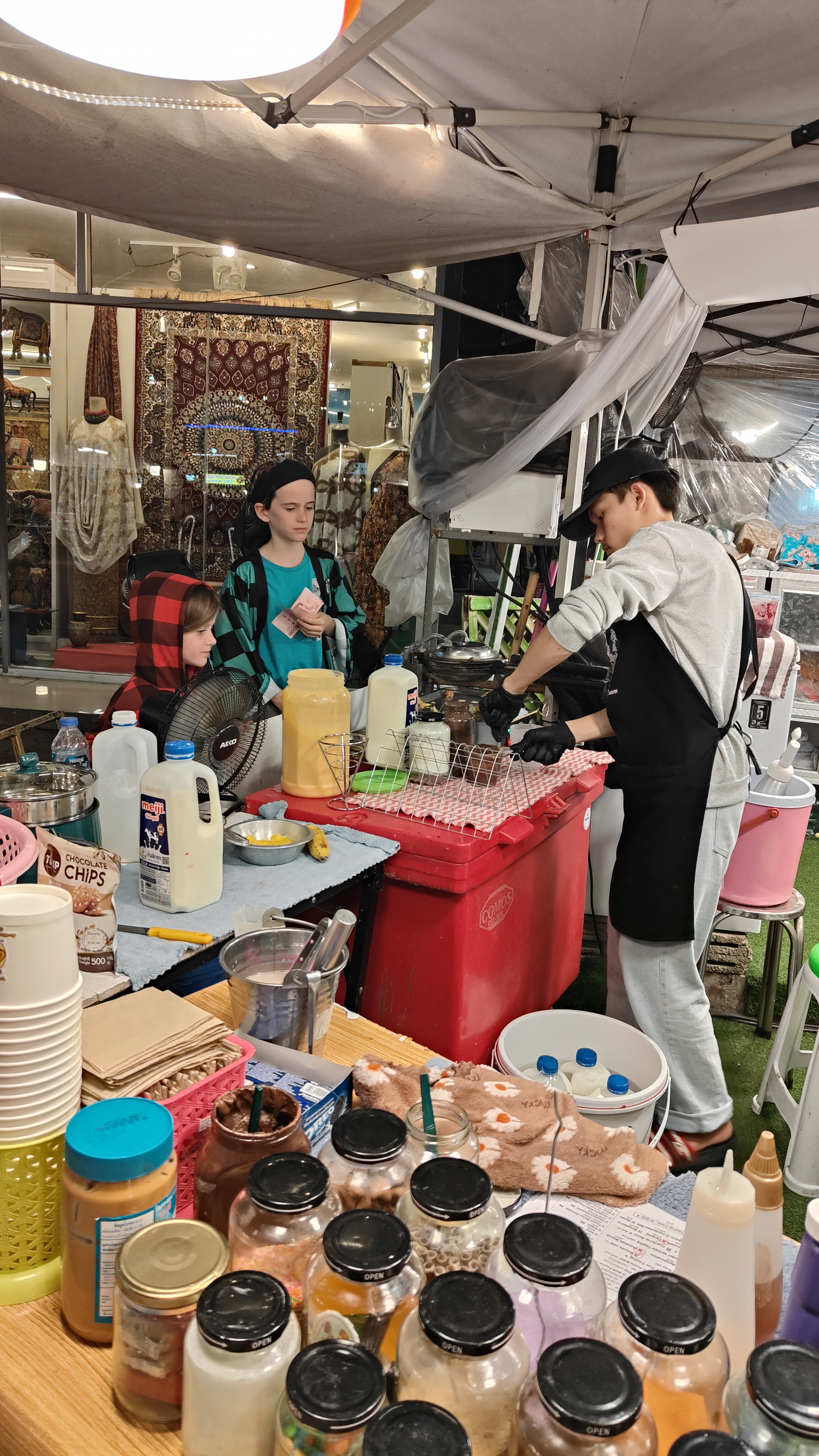 Kalare night market