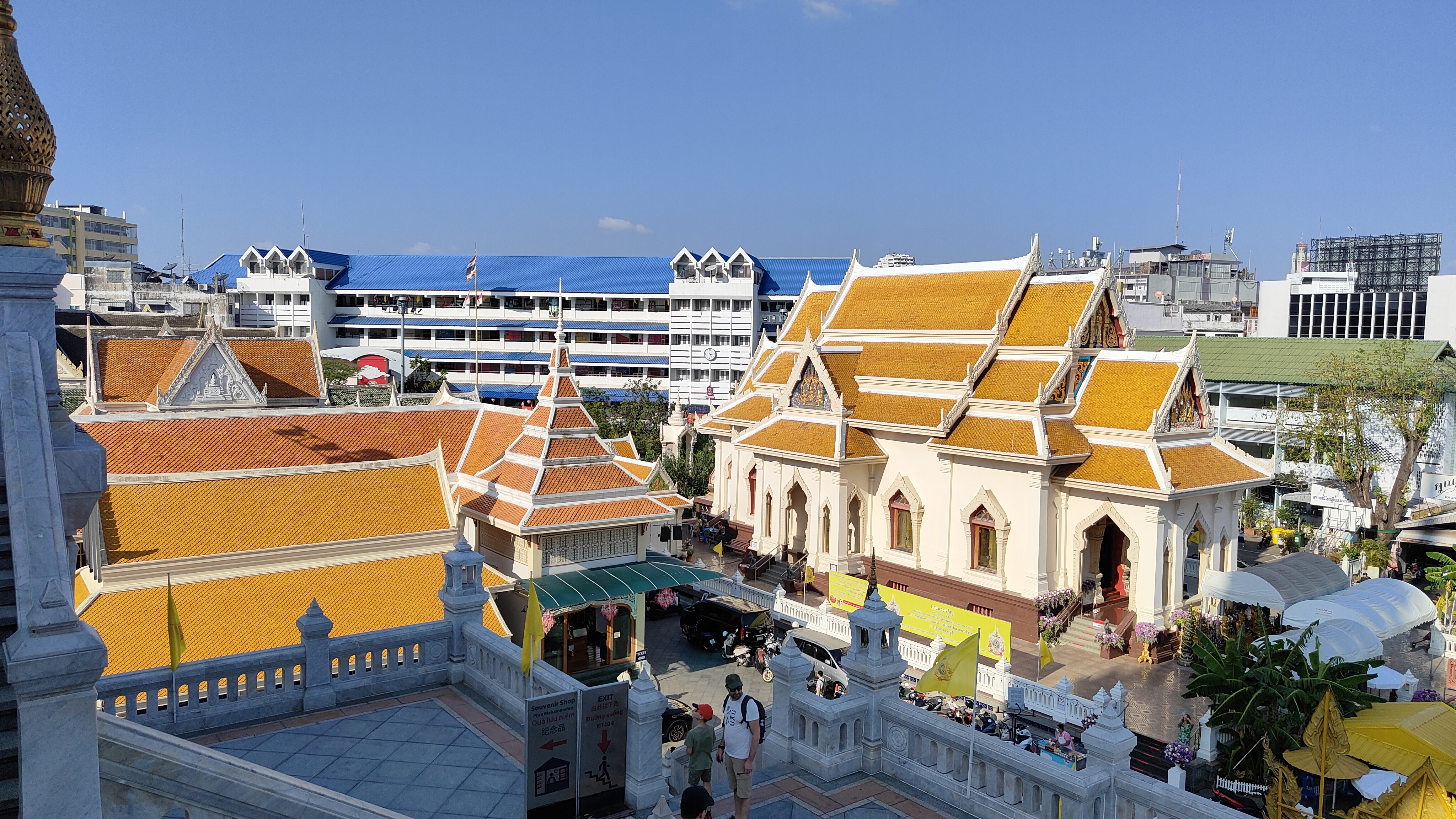 Wat Traimit
