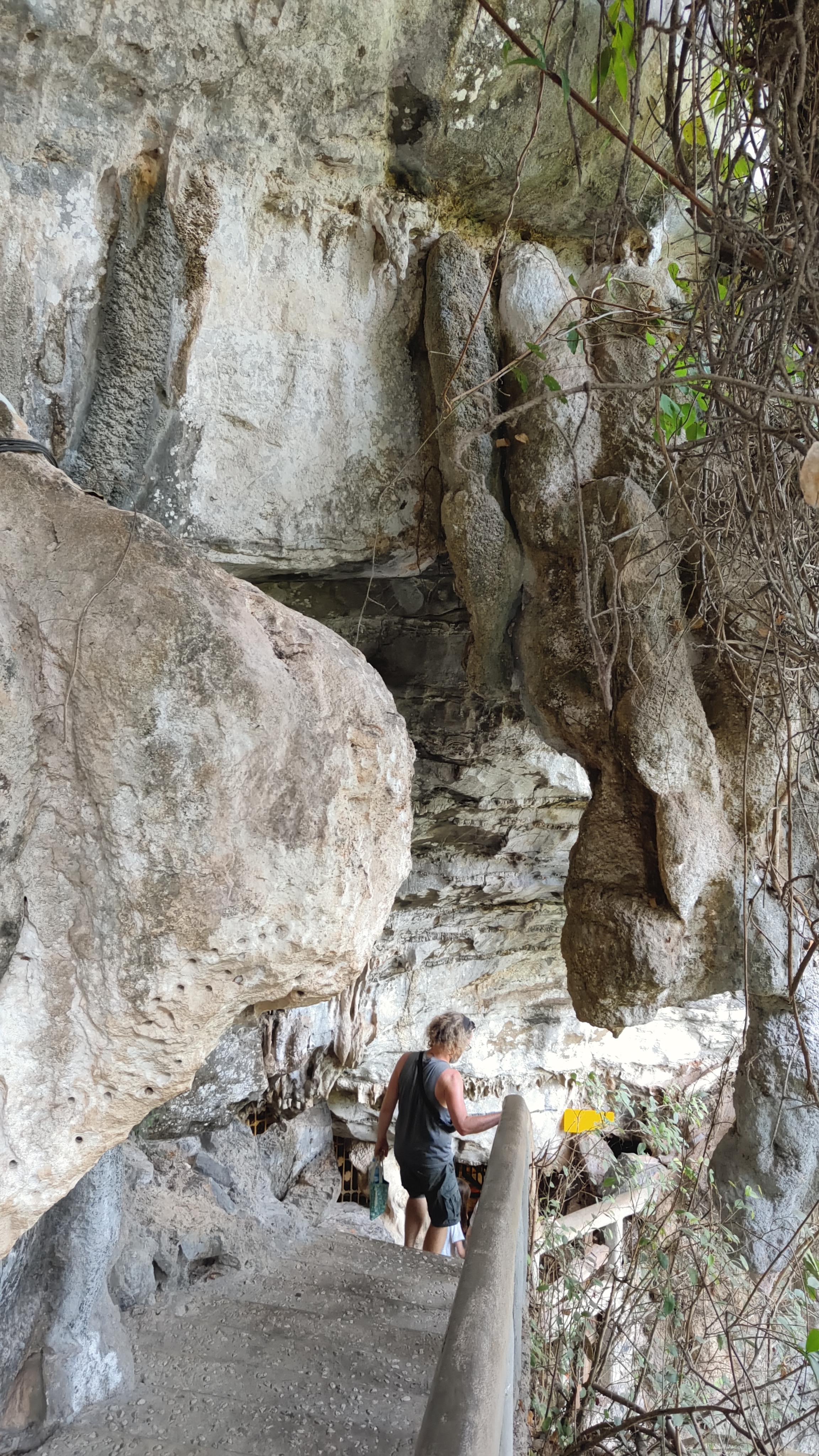 boucle de Thakekh - Bouddha's Cave