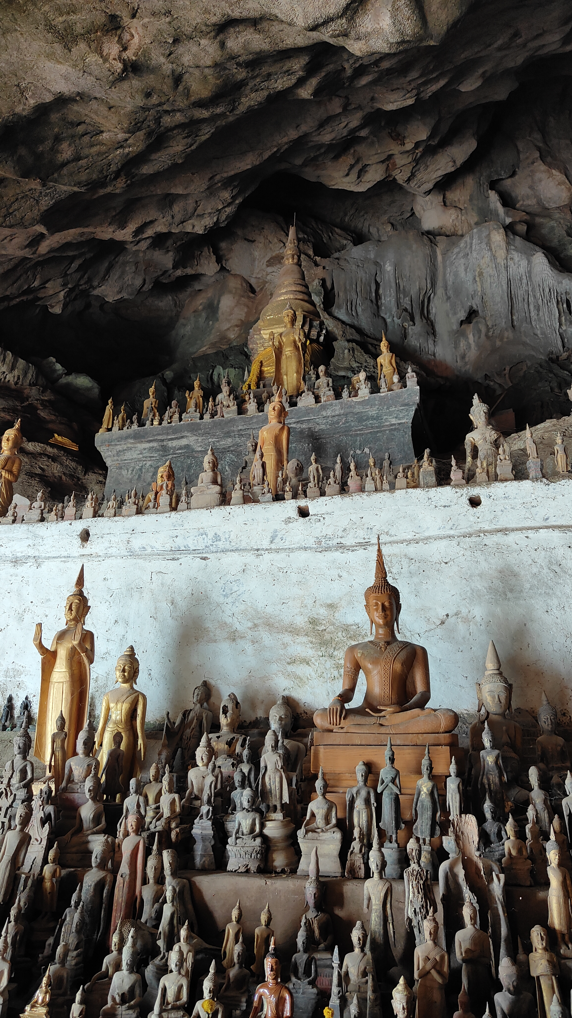grottes de Pak Ou