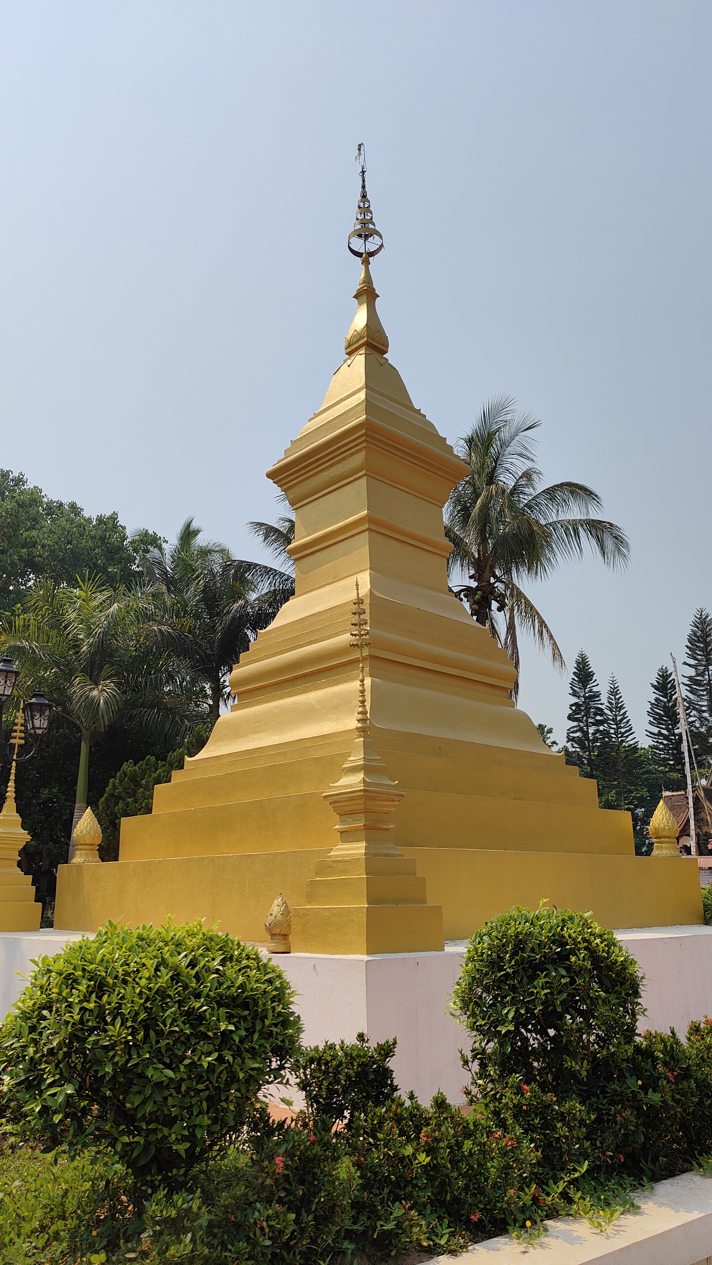 Phachao Singkham Temple