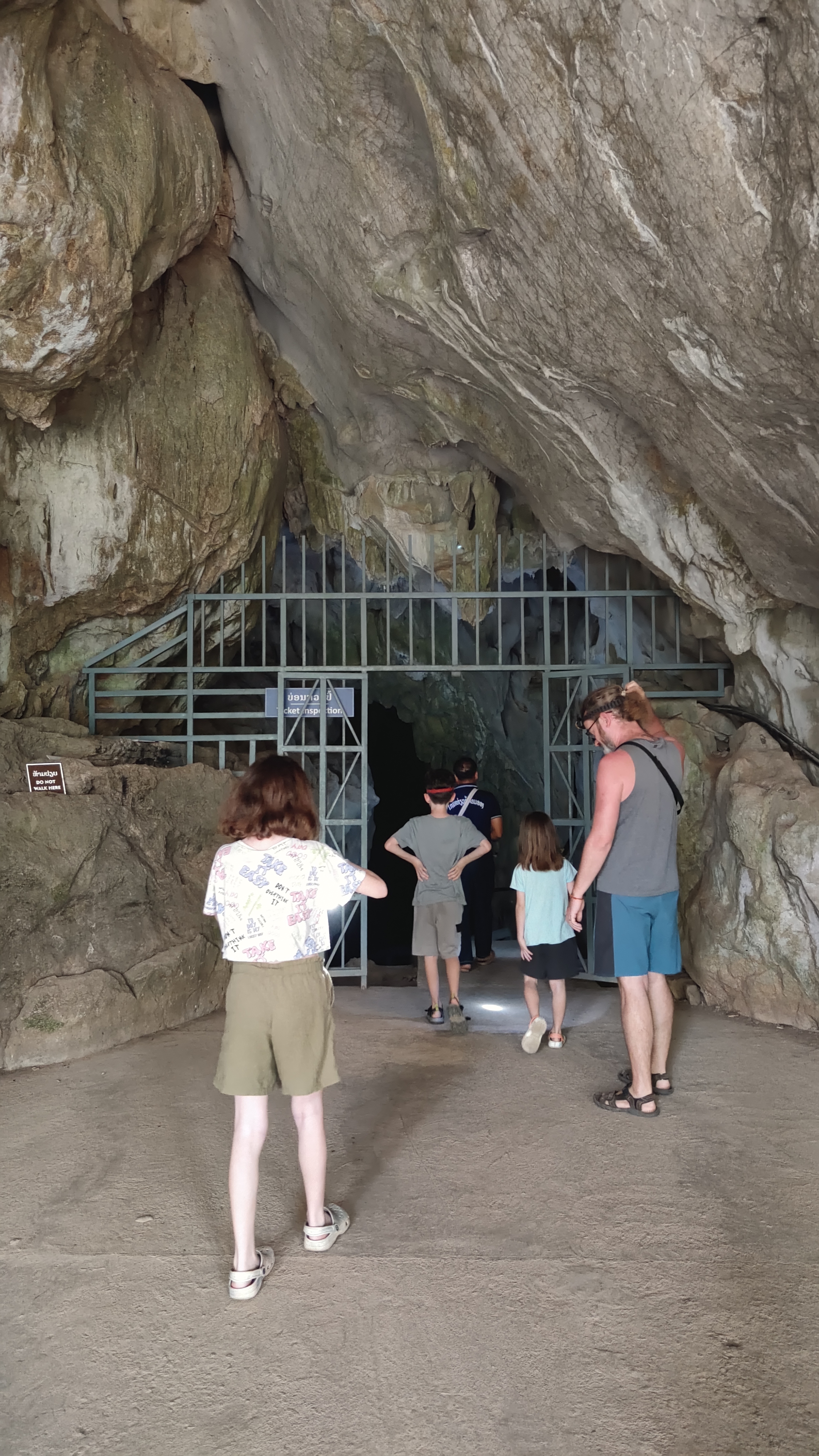 grotte de Chom Ong