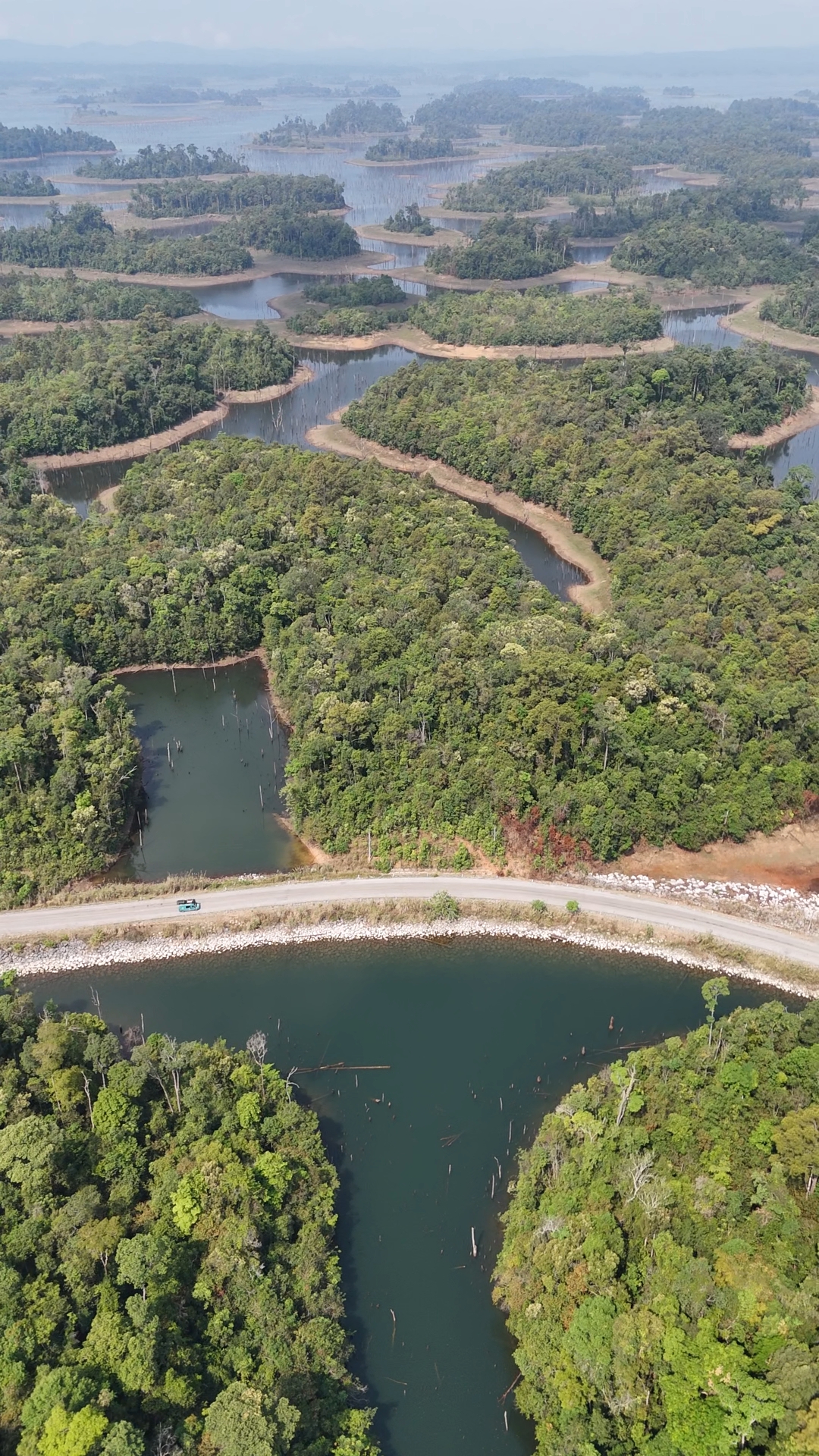 boucle de Thakekh - Nakay Neus lake views
