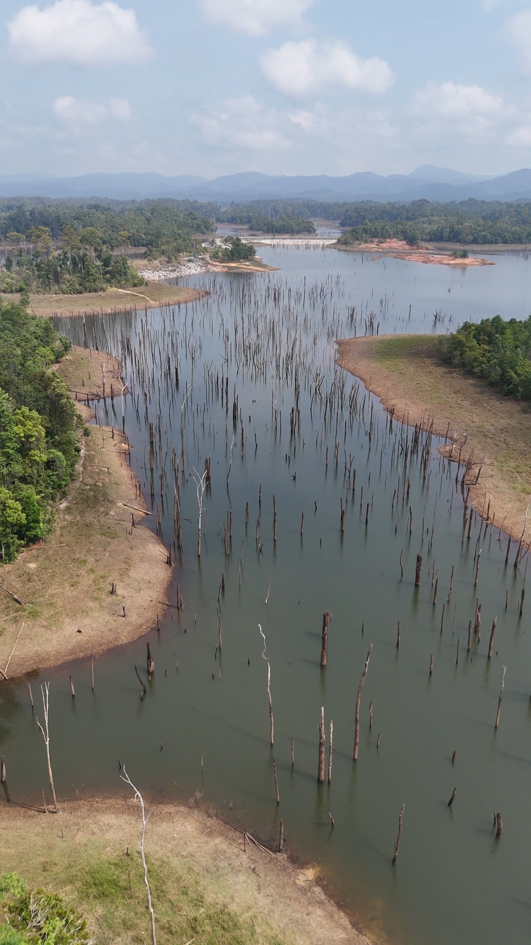 boucle de Thakekh - Nakay Neus lake views