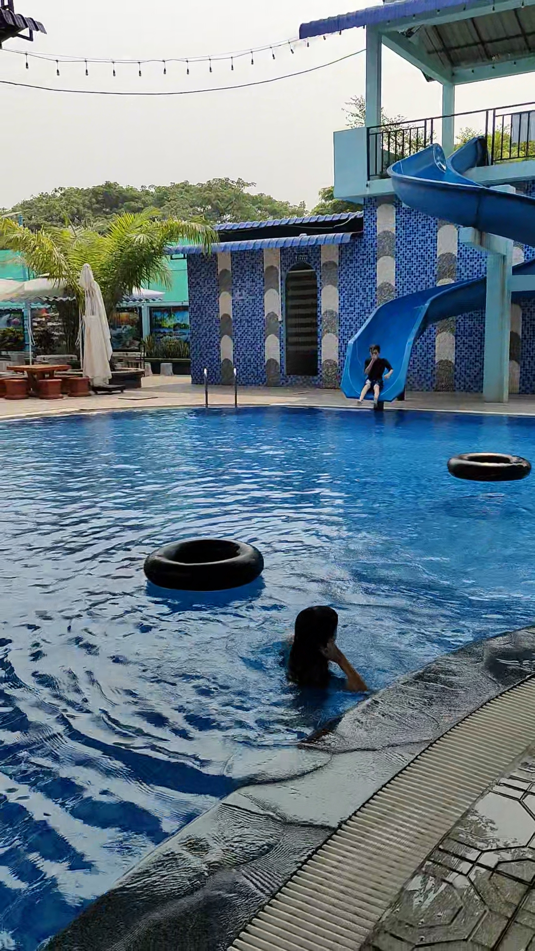 piscine vientiane