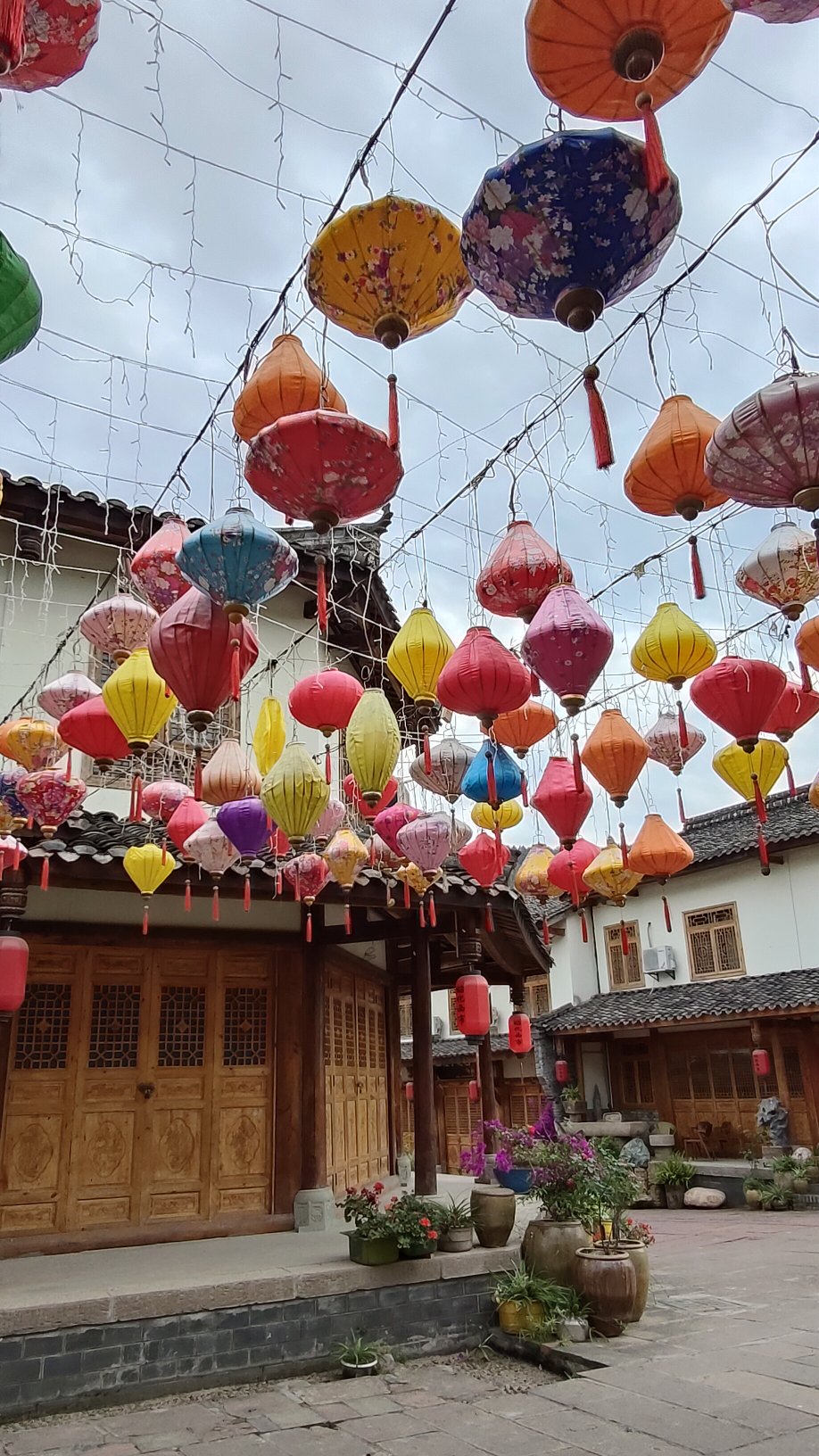 Zhaohua