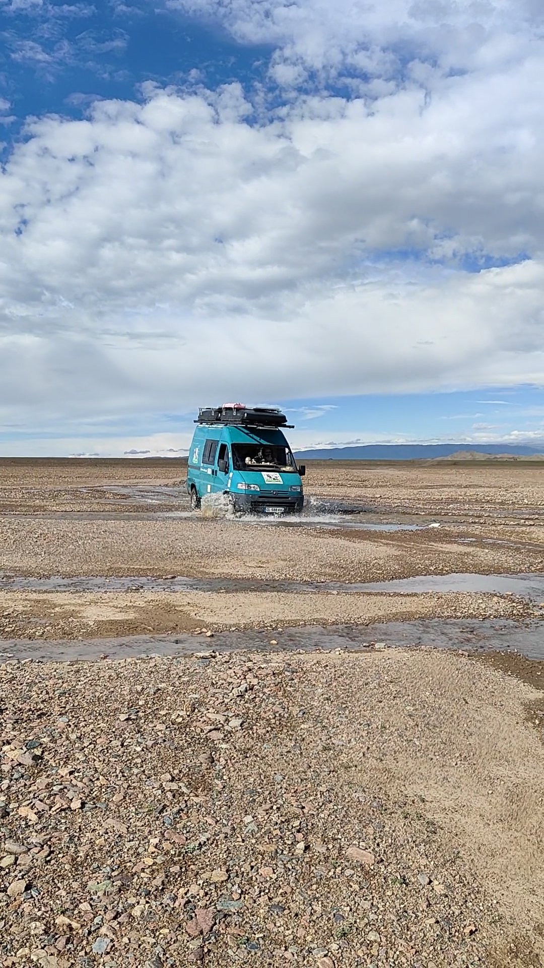 Piste steppes mongolie 