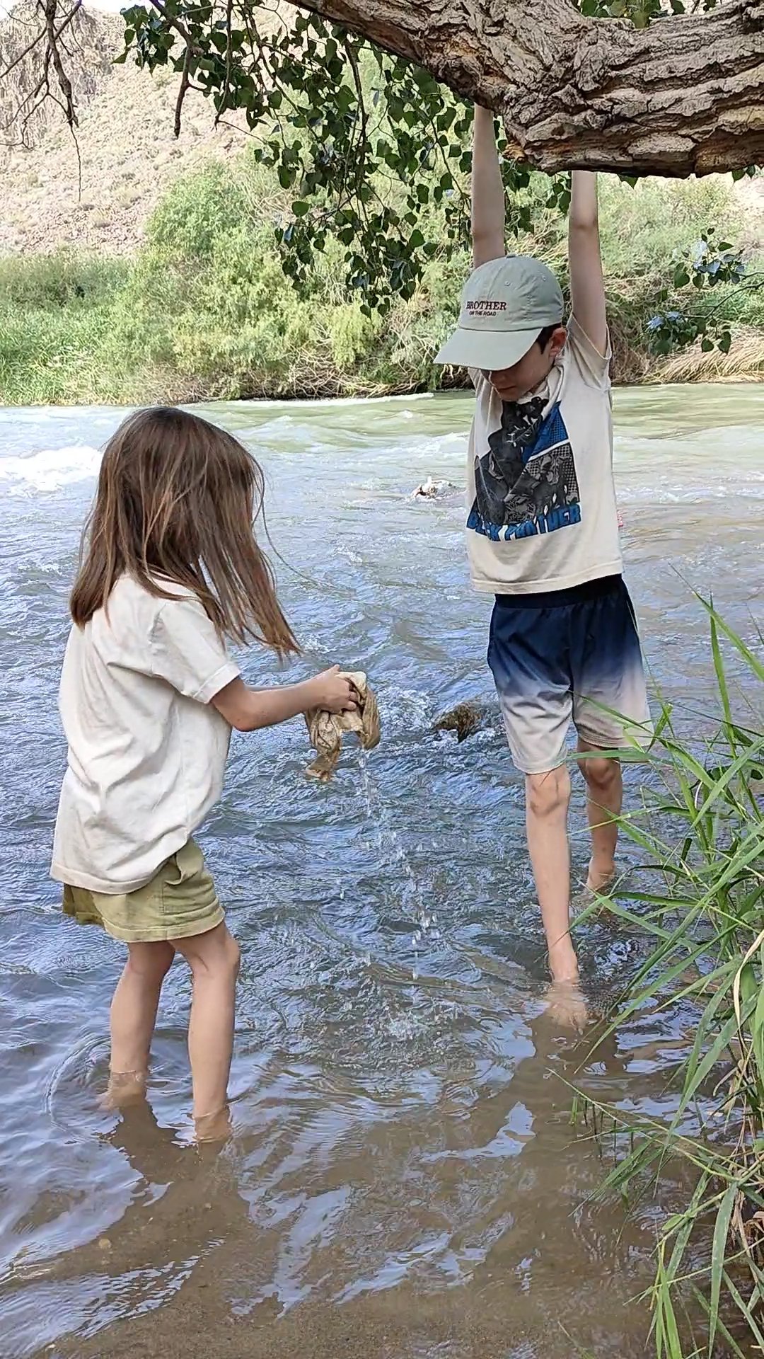Rivière Charyn