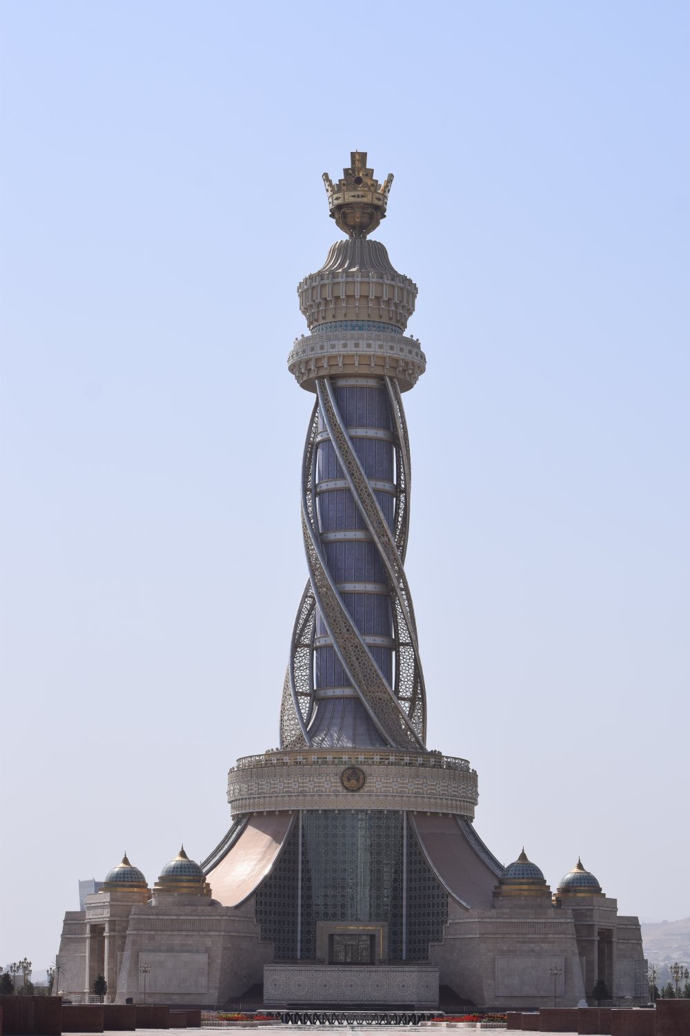 monument Isiklol - Douchanbé