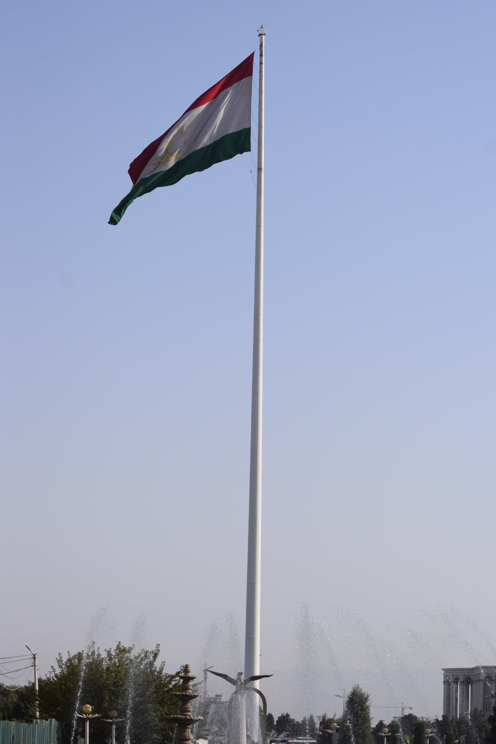 mât drapeau
