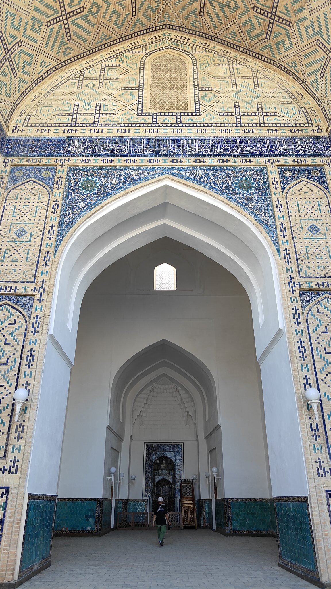 mosquée et minaret Kalon