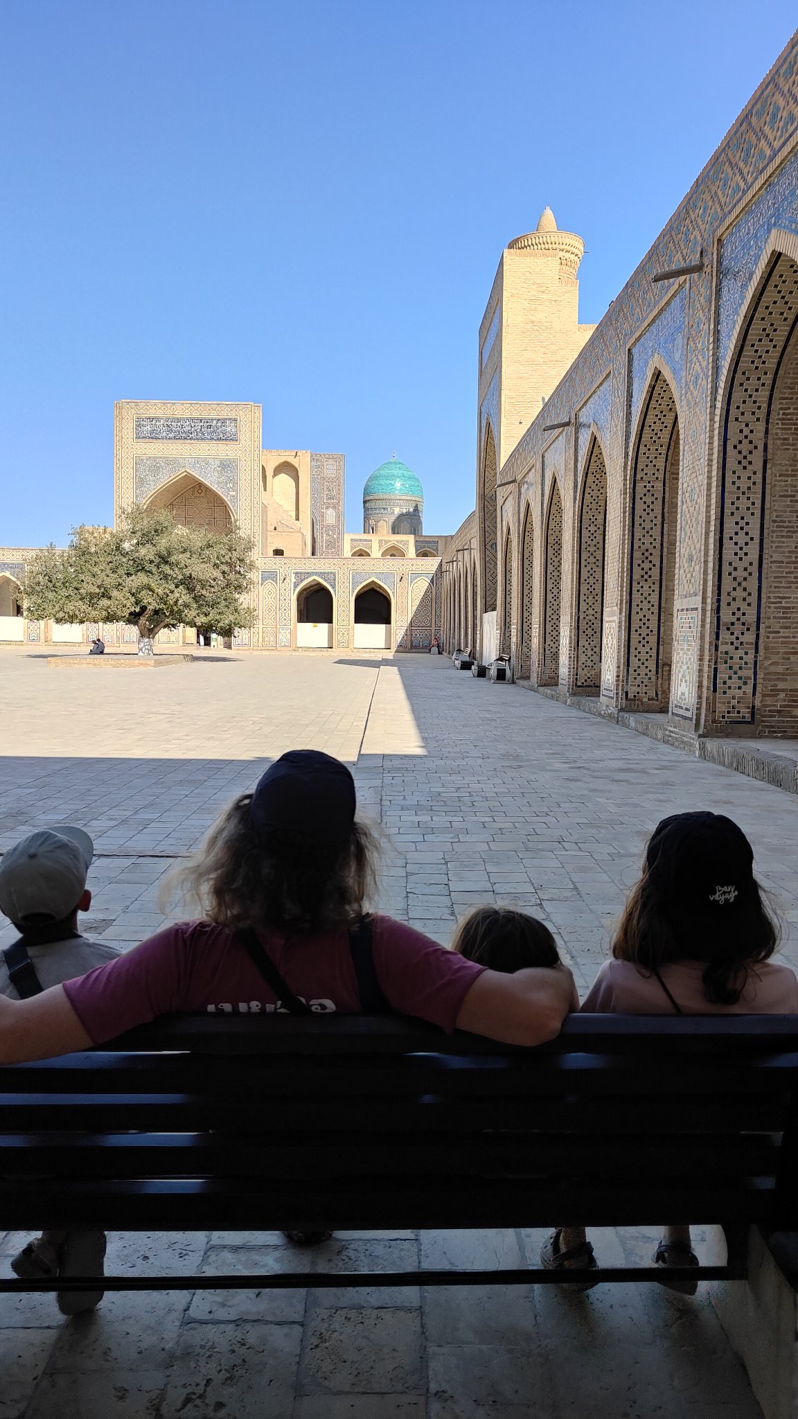 mosquée et minaret Kalon