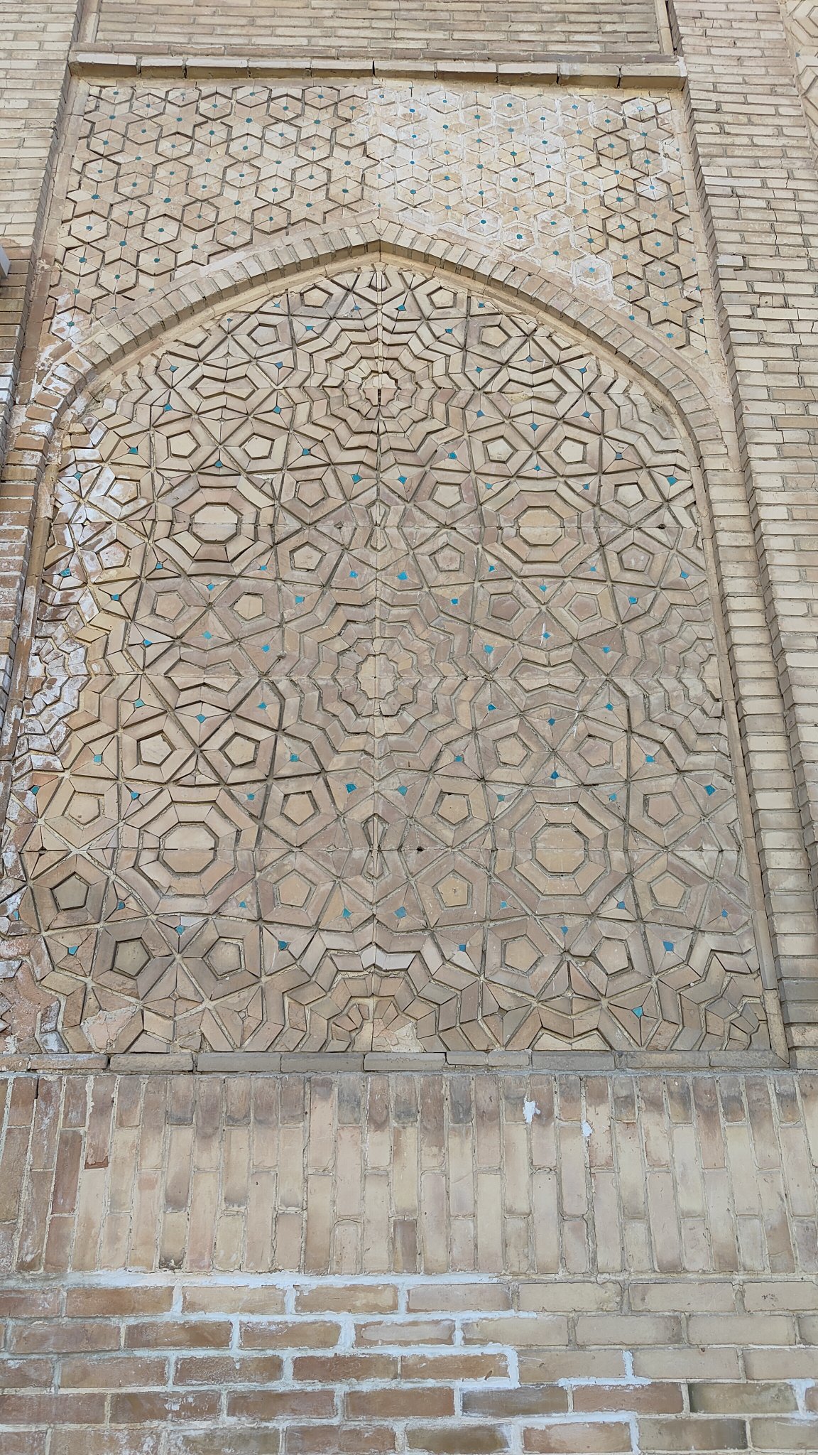 mosquée et minaret Kalon