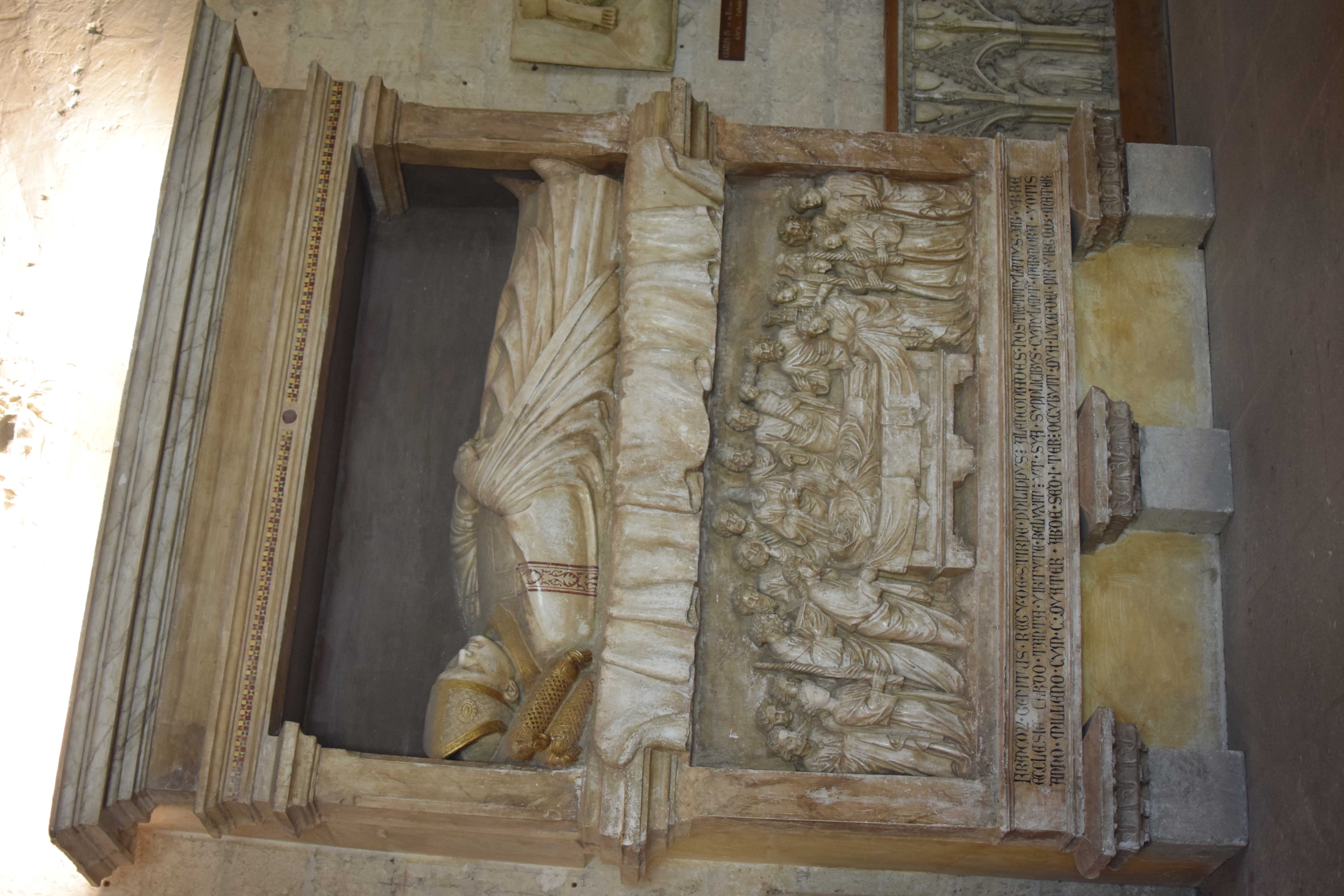 Exposition à l'intérieur du Palais des Papes
